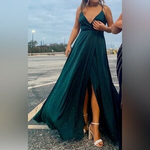 NWT LuLu’s Emerald Green Satin Maxi Dress with Slit
